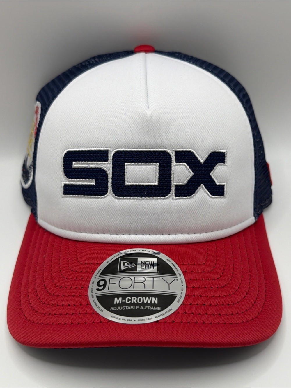 Chicago White Sox New Era 9FORTY M-Crown Mesh Trucker A-Frame Cap White Red Blue